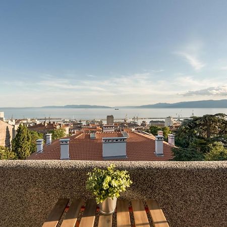Port Apartment Rijeka Luaran gambar
