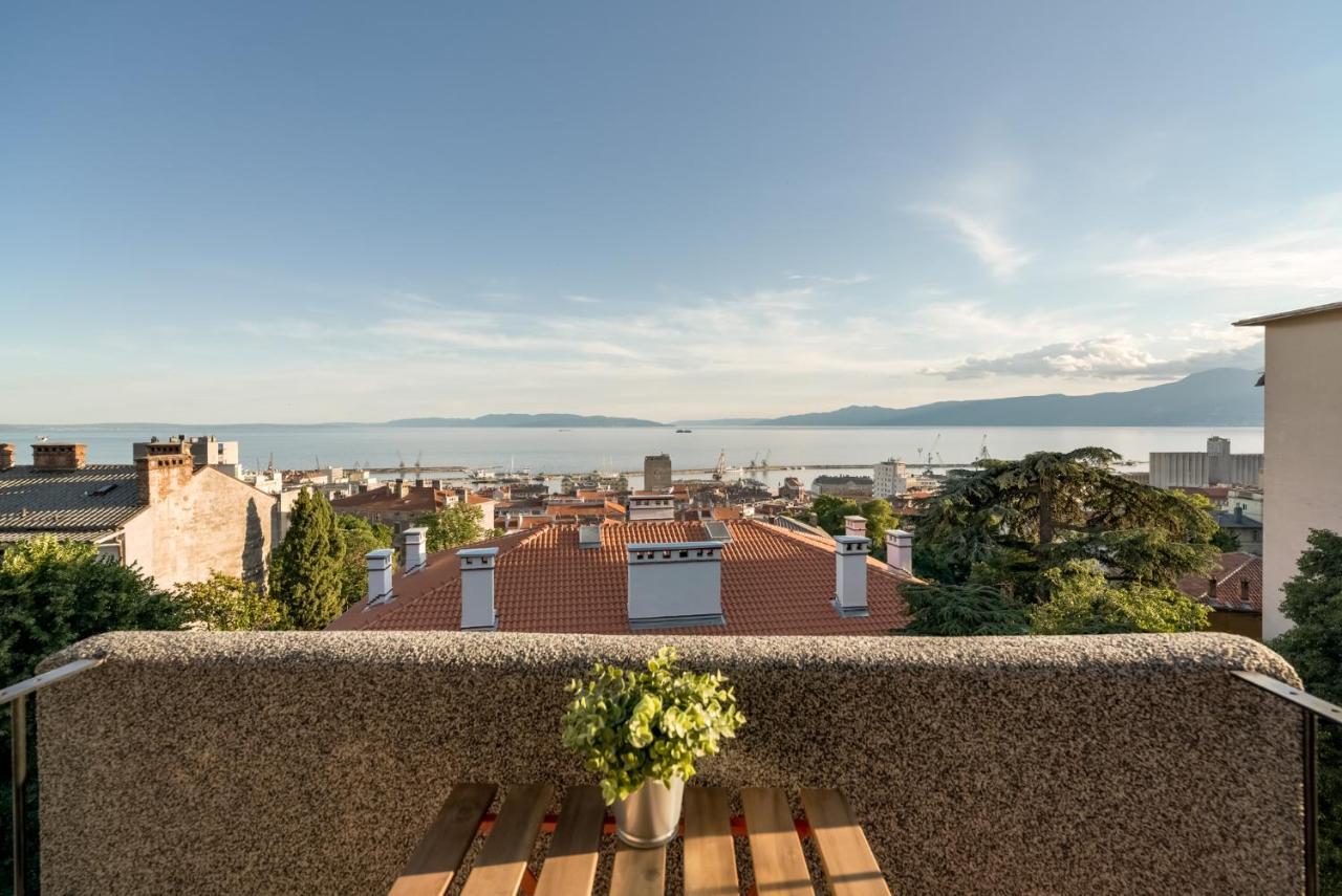 Port Apartment Rijeka Luaran gambar