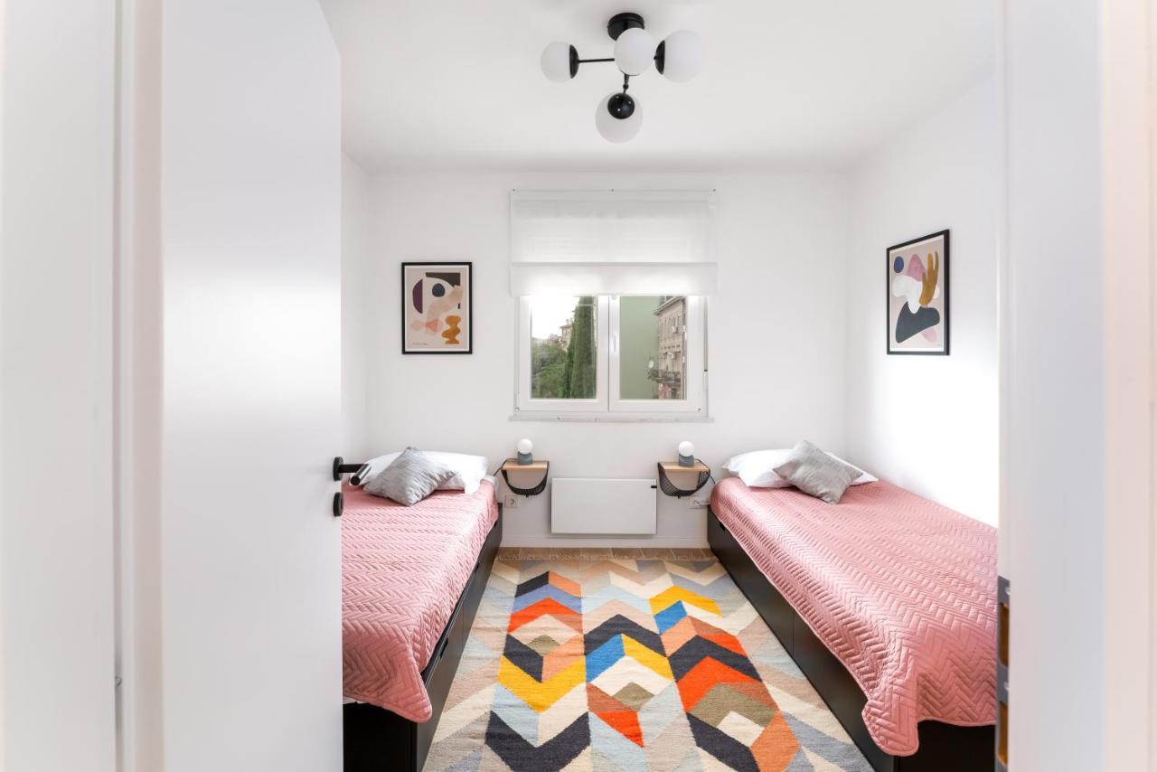 Port Apartment Rijeka Luaran gambar